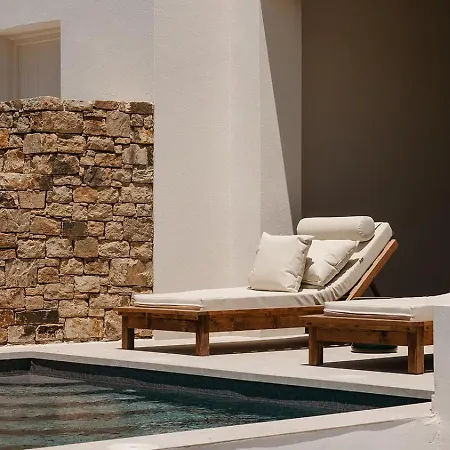 Omma 3* Naxos City